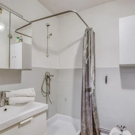 Les Hauts Du Port-3 By Interhome * Сен-Сир-сюр-Мер