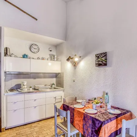 Les Hauts Du Port-3 By Interhome Сен-Сир-сюр-Мер